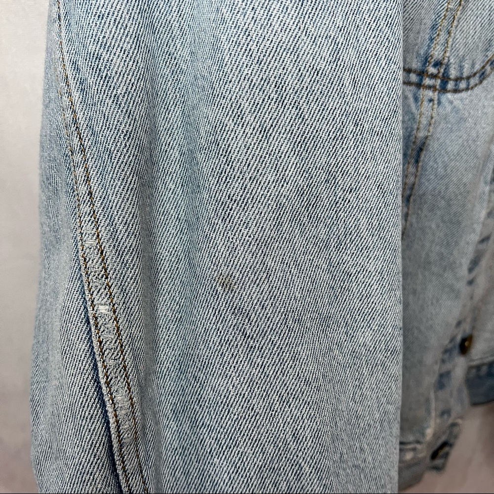 Vintage Lee Riders Denim Jacket Distressed Size Medium - Picture 12 of 15
